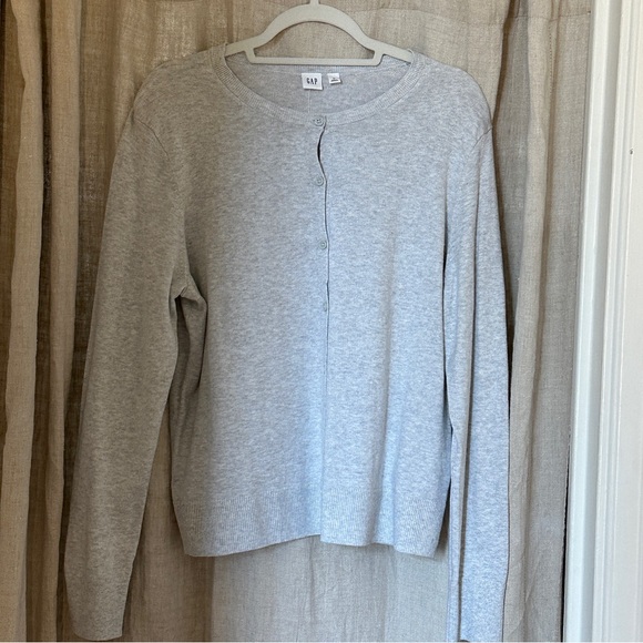 New with Tag - GAP Factory Crewneck Cardigan - grey - XL - 100% cotton - Picture 6 of 8